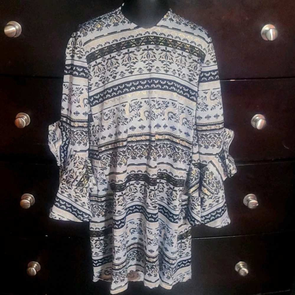 Amy Byers size 10/12 M girls shirt